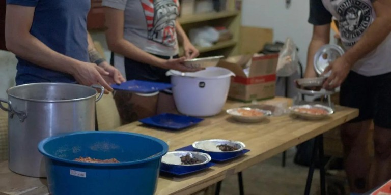 Kasa Invisível, Brazil